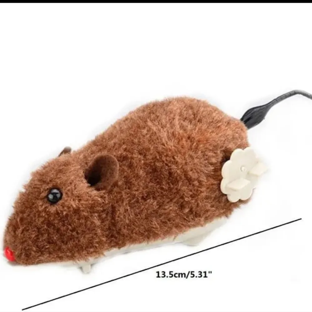 Wind up mouse cat chase toy